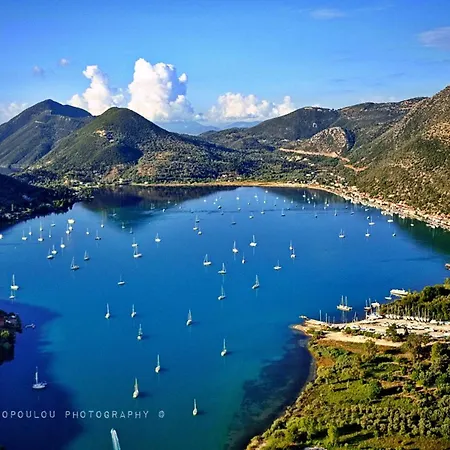 Fantasea アパート Vlikhón